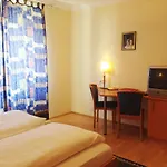 Goldener Adler 3* Linz