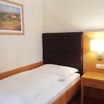 Hotel Goldener Adler Linz