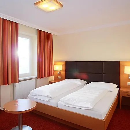 Goldener Adler Linz