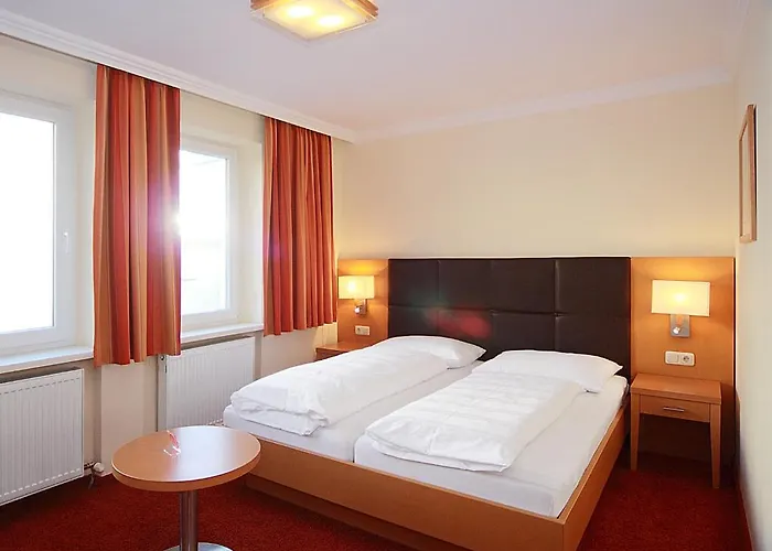 Goldener Adler Linec